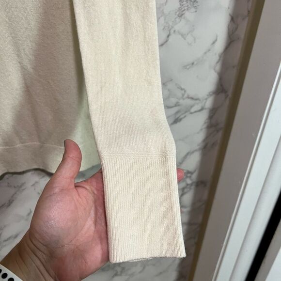 Banana Republic Filpucci Fine Italian Wool Superloft Yarn Sweater Size XS - Picture 3 of 5